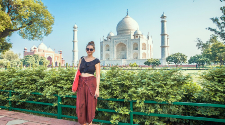 Solo female traveler at Taj Mahal – India travel package
