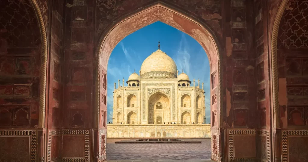 taj mahal facts